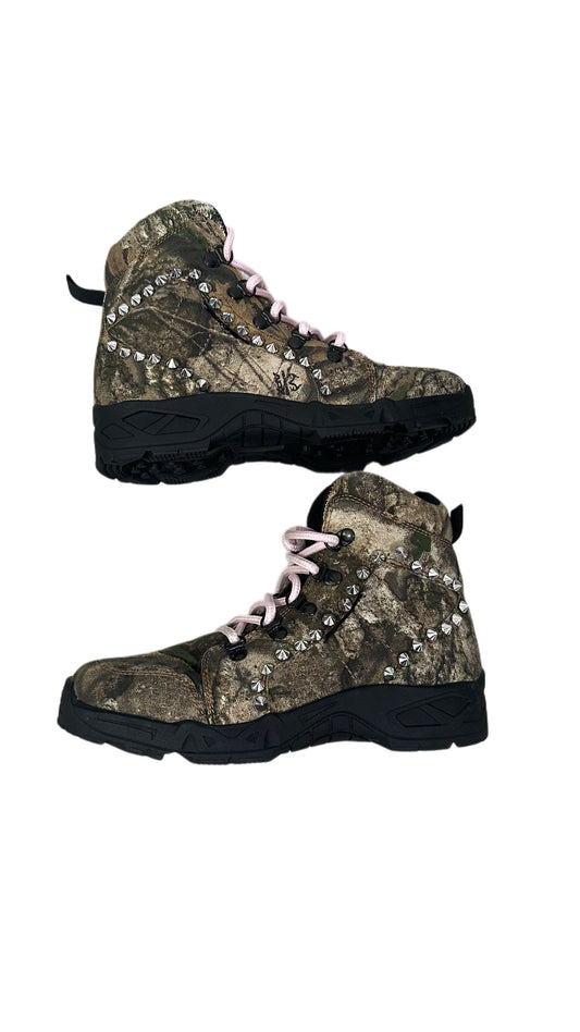 spiked camo boots sample
